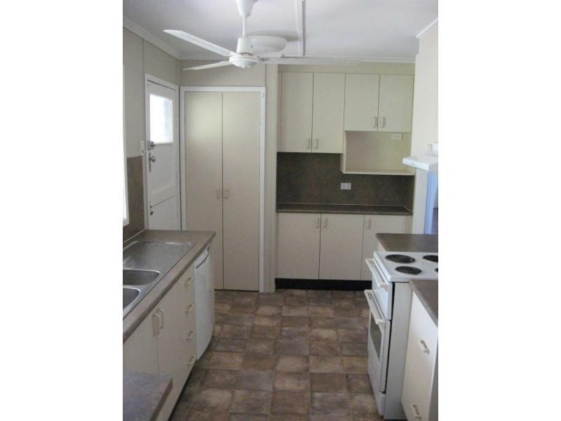 24 Blaxland Crescent, Vincent QLD 4814