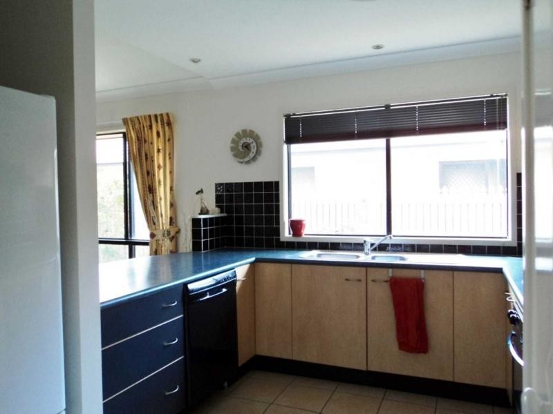 47 Estuary Parade, Douglas QLD 4814