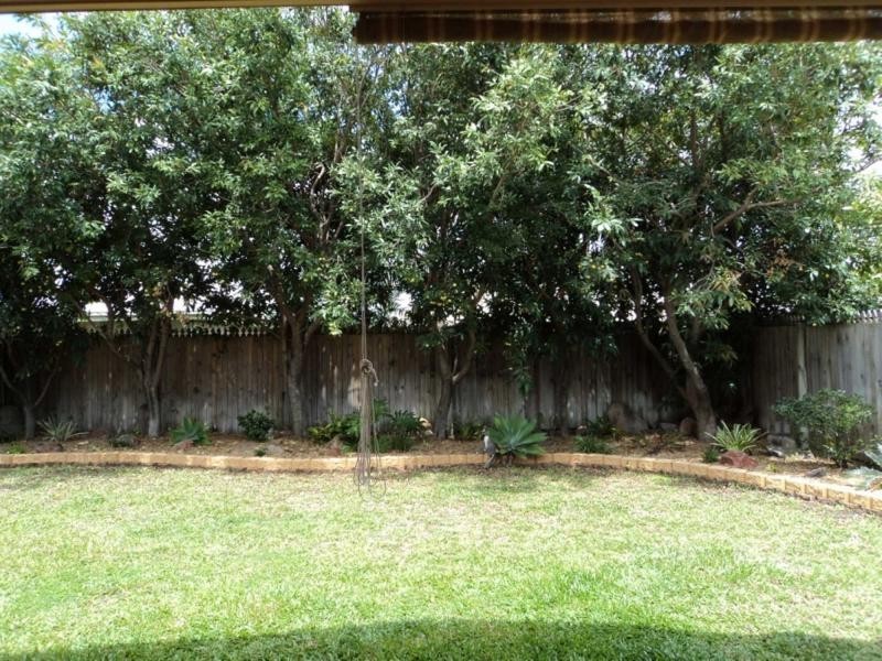 47 Estuary Parade, Douglas QLD 4814