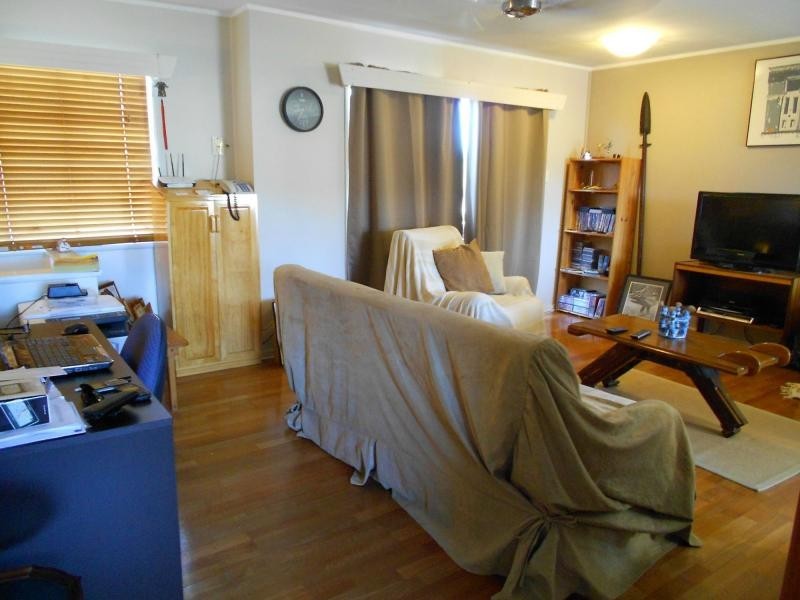 1 Lambert Street, Kirwan QLD 4817