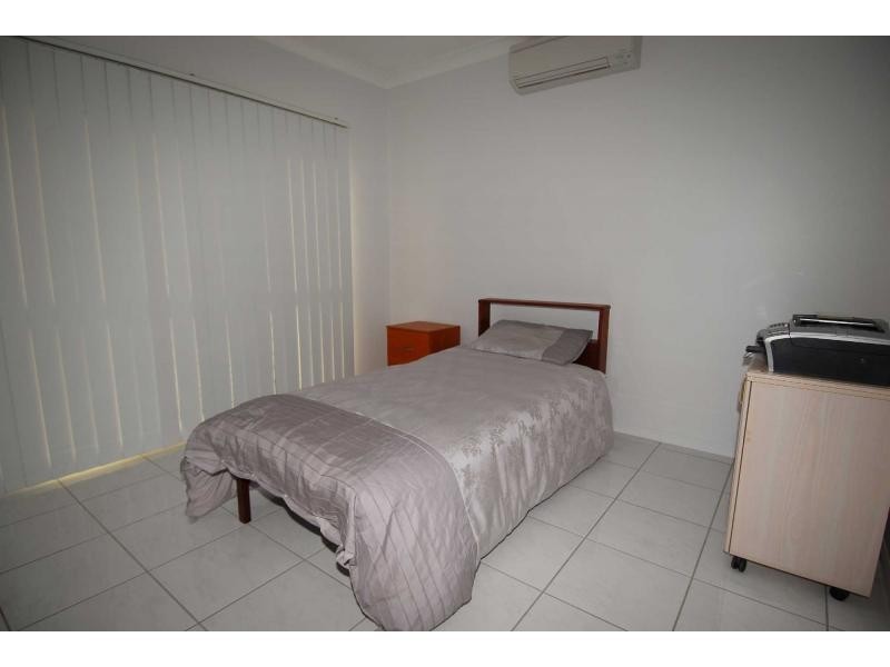 27 Beach Oak Drive, Mount Low QLD 4818