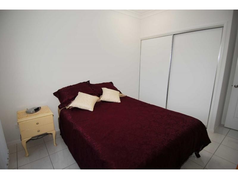 27 Beach Oak Drive, Mount Low QLD 4818