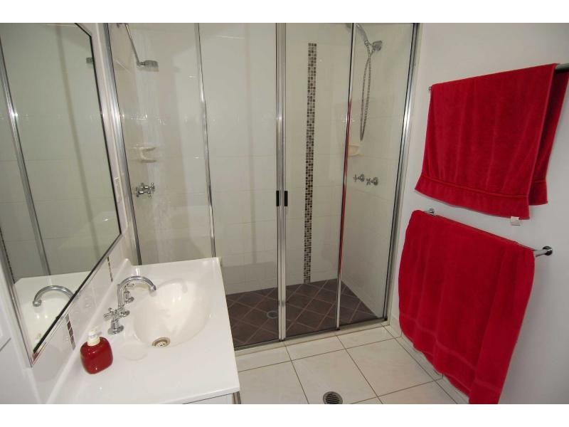 27 Beach Oak Drive, Mount Low QLD 4818