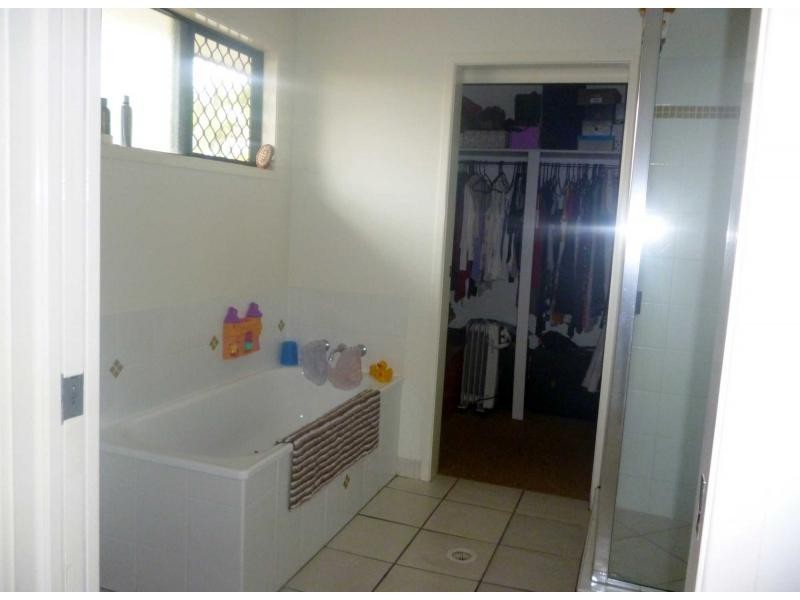 8 Tern Court, Condon QLD 4815