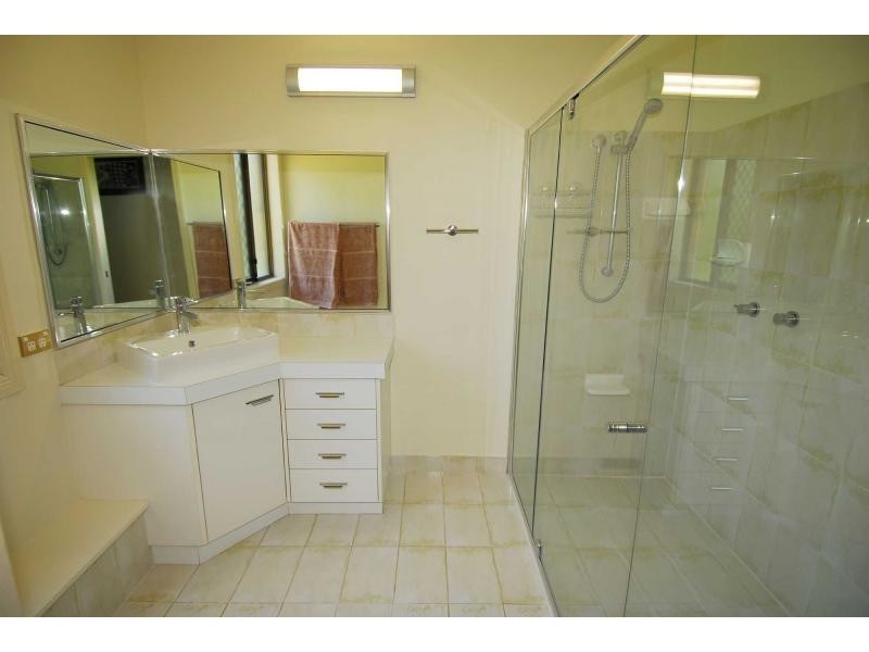 4 Villa Court, Kirwan QLD 4817