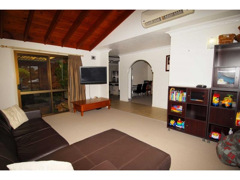 4 Villa Court, Kirwan QLD 4817