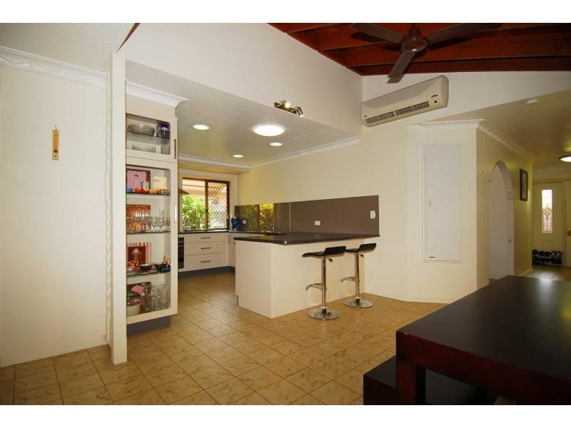 4 Villa Court, Kirwan QLD 4817