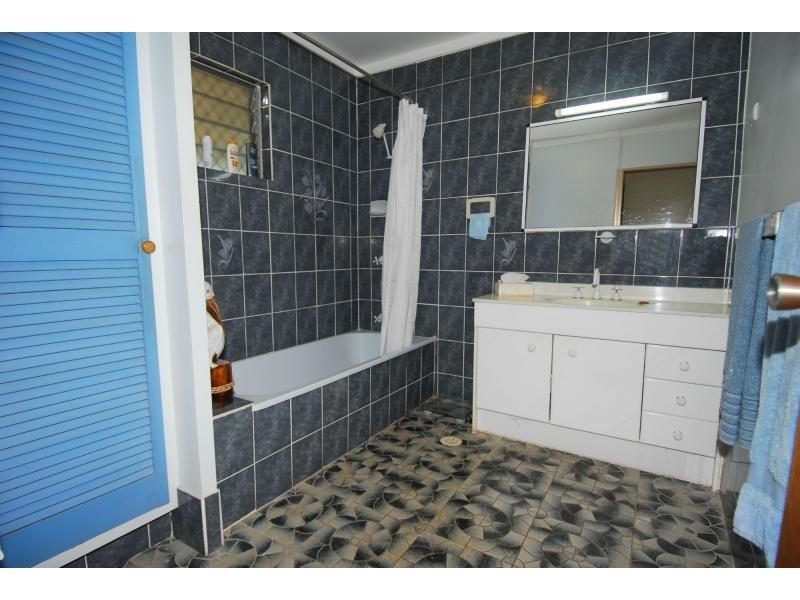 20 Chauncy Crescent, Douglas QLD 4814
