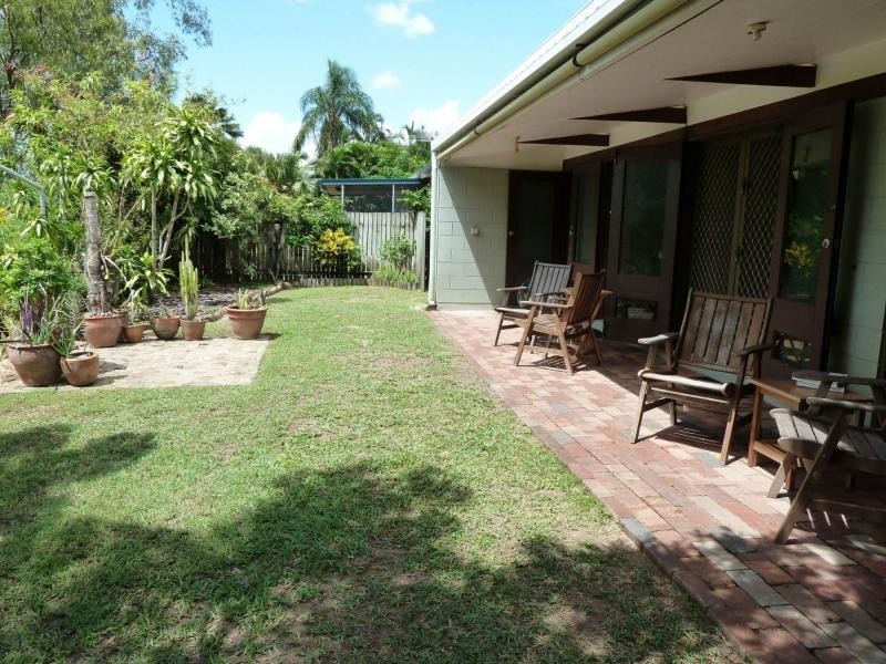 30 Peter Street, Kelso QLD 4815