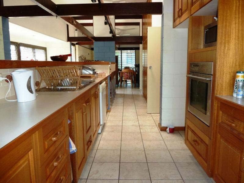 30 Peter Street, Kelso QLD 4815