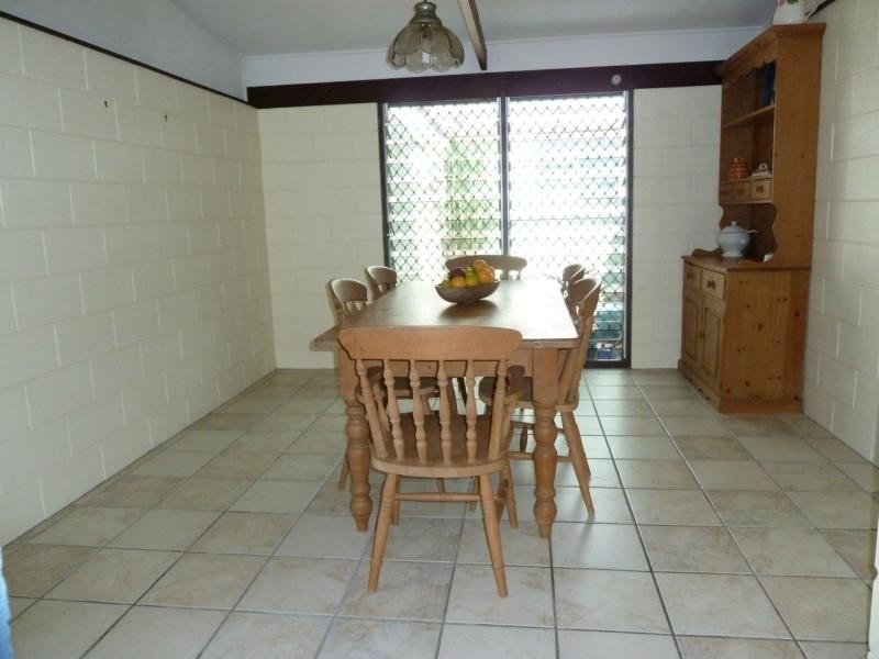 30 Peter Street, Kelso QLD 4815