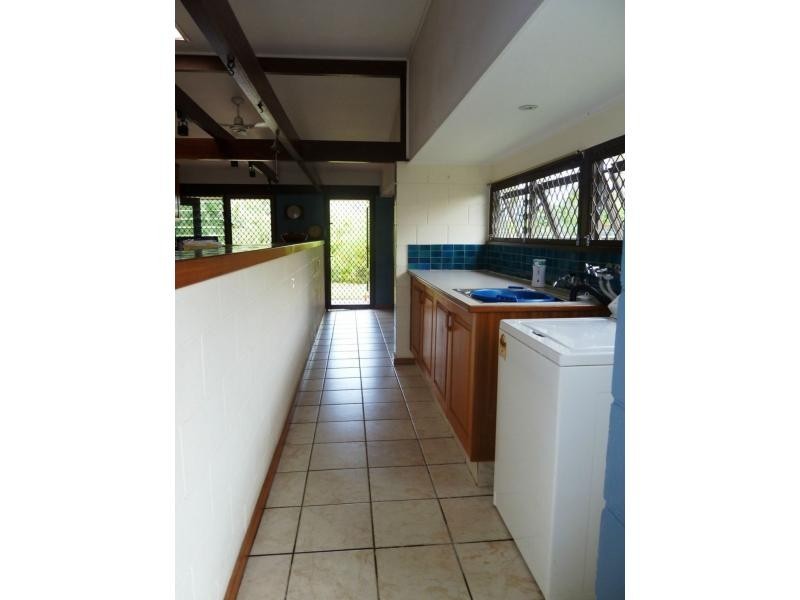 30 Peter Street, Kelso QLD 4815