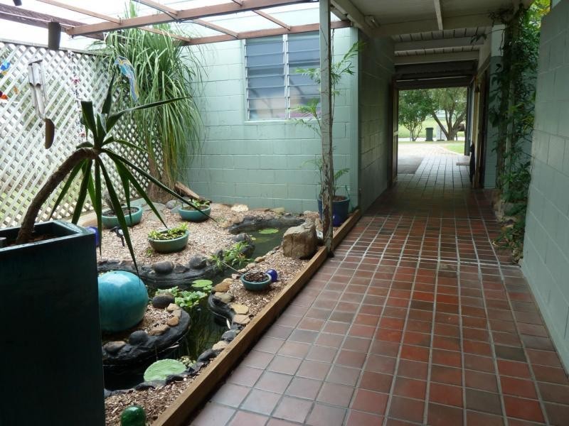 30 Peter Street, Kelso QLD 4815