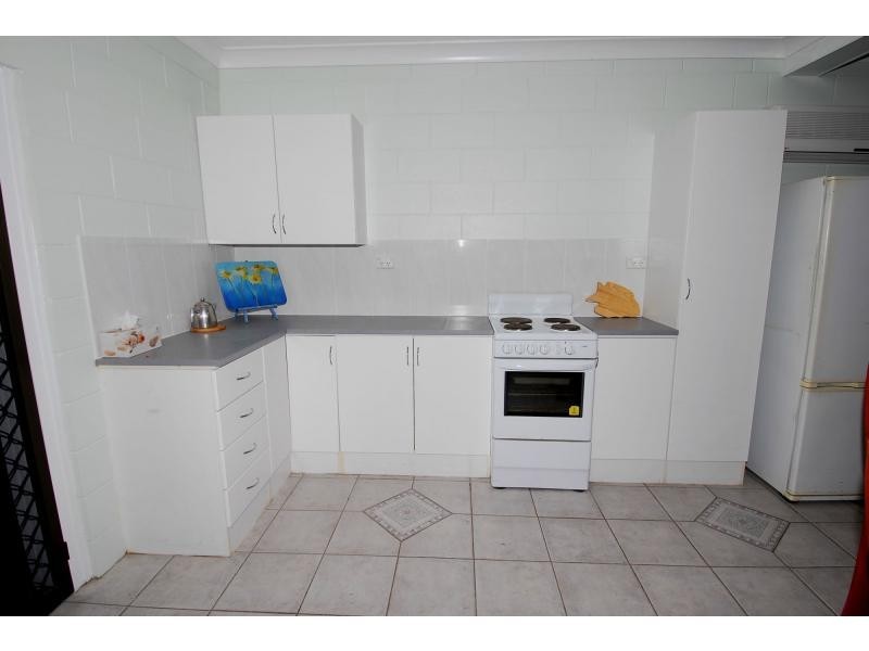 10 Bokirana Crescent, Kirwan QLD 4817