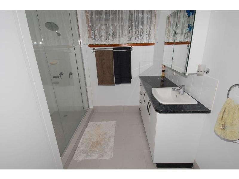 10 Bokirana Crescent, Kirwan QLD 4817