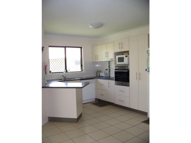 23 Thornbill Close, Kelso QLD 4815