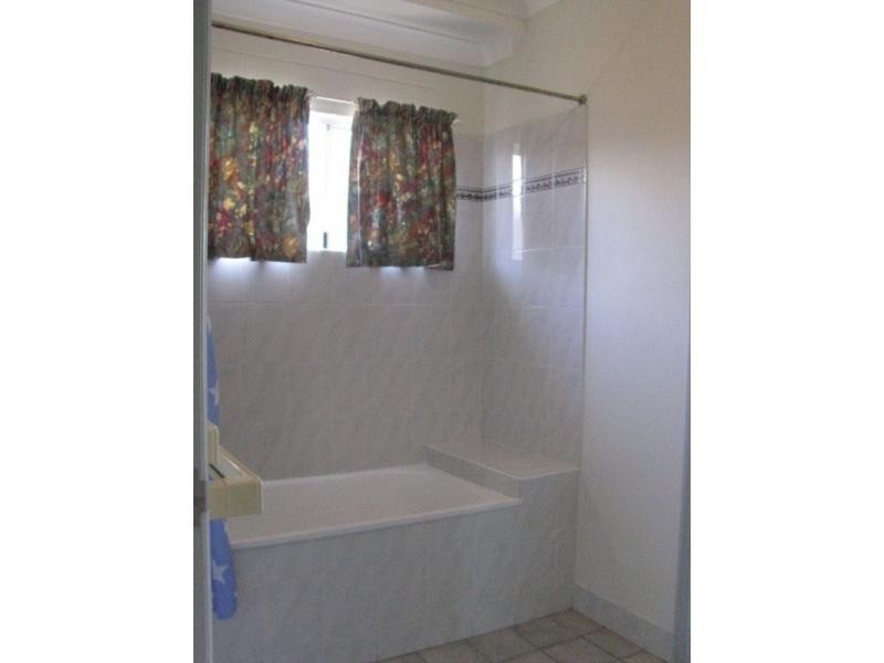 7 Bath Court, Kirwan QLD 4817