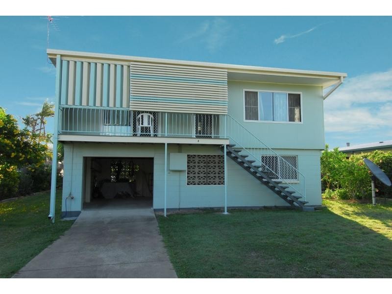8 Banks Street, Wulguru QLD 4811