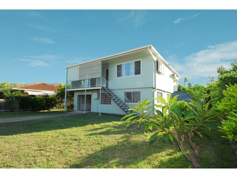 8 Banks Street, Wulguru QLD 4811