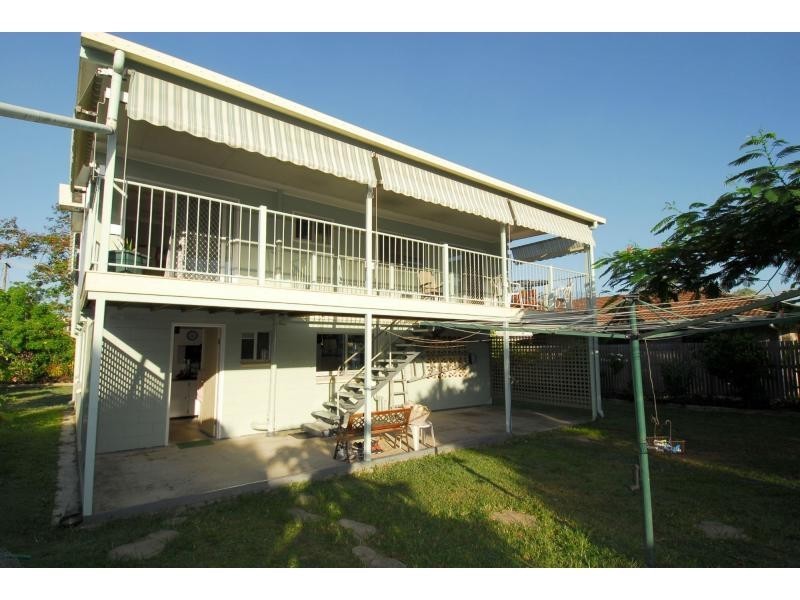 8 Banks Street, Wulguru QLD 4811