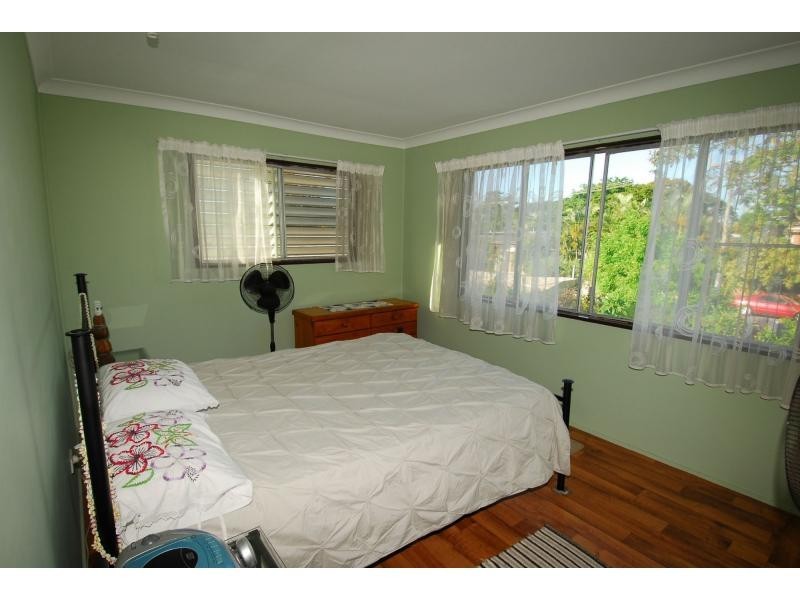 8 Banks Street, Wulguru QLD 4811