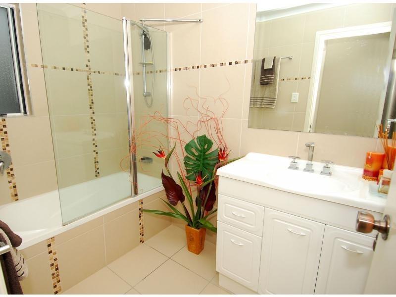 112 Kern Brothers Drive, Kirwan QLD 4817