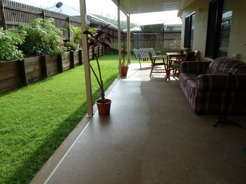 9 Coolidge Street, Mount Louisa QLD 4814