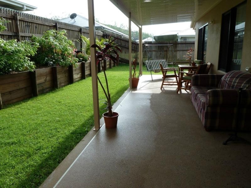 9 Coolidge Street, Mount Louisa QLD 4814