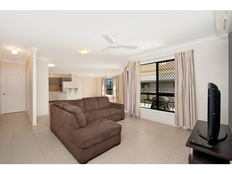 13 Fuji Court, Mount Louisa QLD 4814