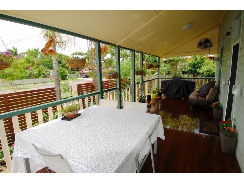 54 Davidson Street, South Townsville QLD 4810