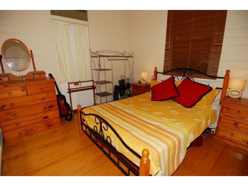 54 Davidson Street, South Townsville QLD 4810