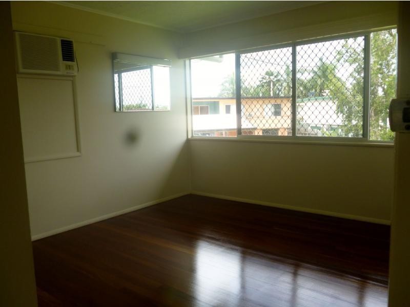 6 Benito Court, Heatley QLD 4814