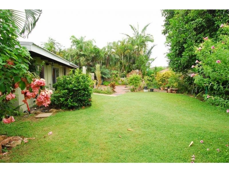 15 Sallows Street, Pallarenda QLD 4810