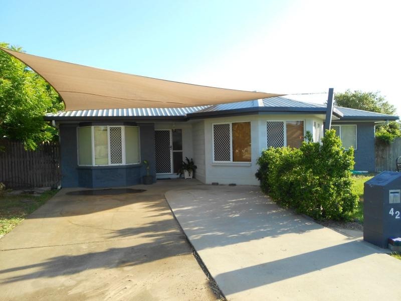 42 Constance Drive, Kelso QLD 4815