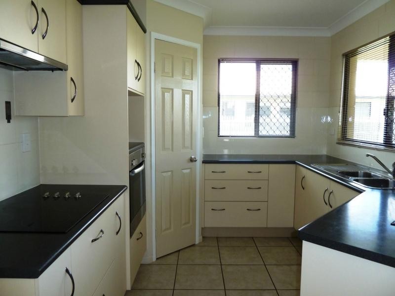 3 Thornbill Close, Kelso QLD 4815