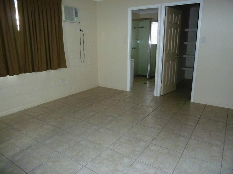 3 Thornbill Close, Kelso QLD 4815