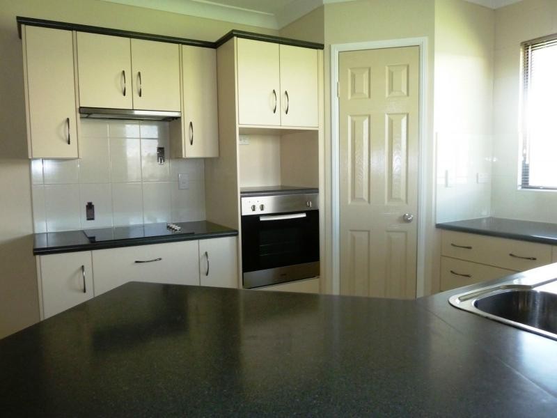 3 Thornbill Close, Kelso QLD 4815