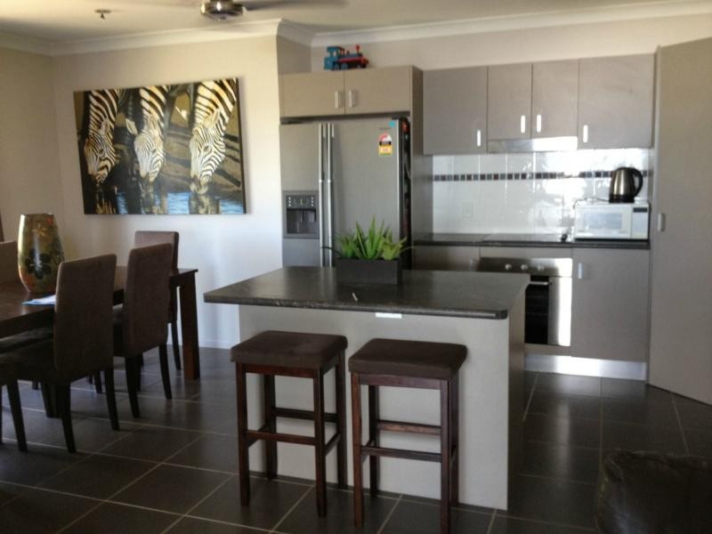 21 – 23 Glasgow Avenue, Mount Louisa QLD 4814