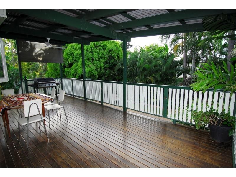 65 Poinciana Street, Cranbrook QLD 4814