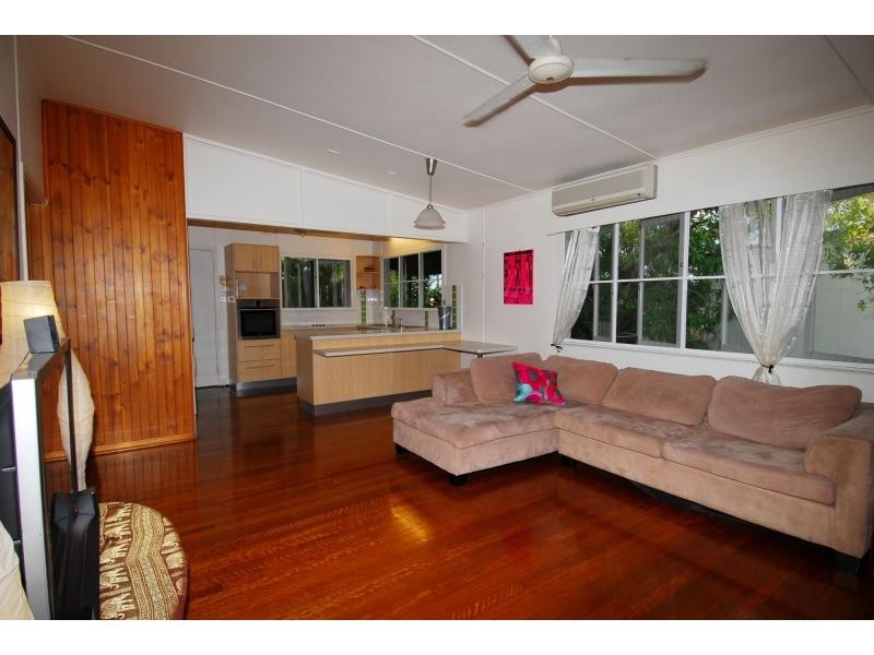 65 Poinciana Street, Cranbrook QLD 4814