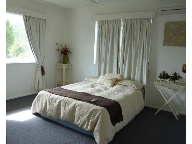 991 Riverway Dr, Rasmussen QLD 4815