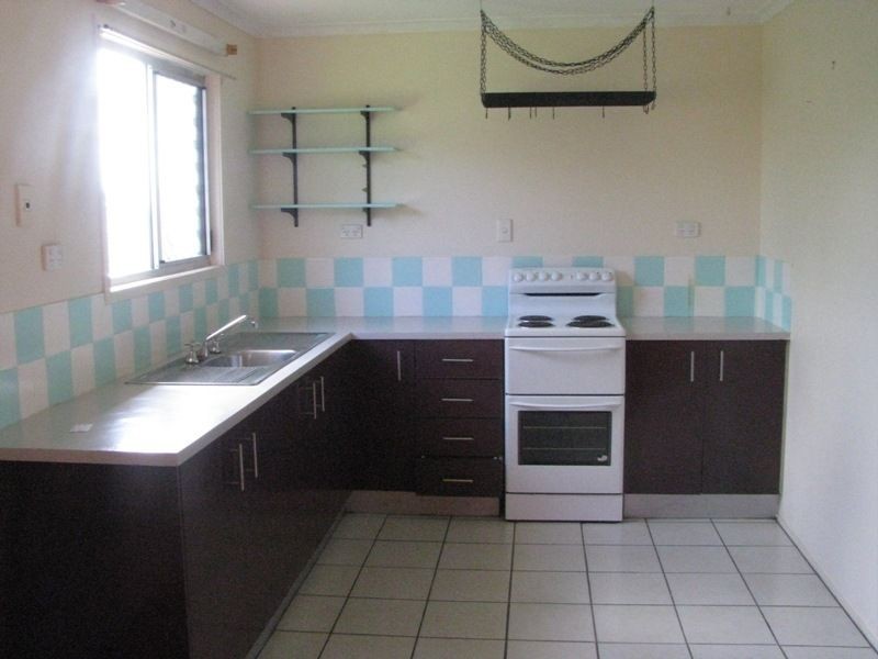 13 Venice Court, Kelso QLD 4815