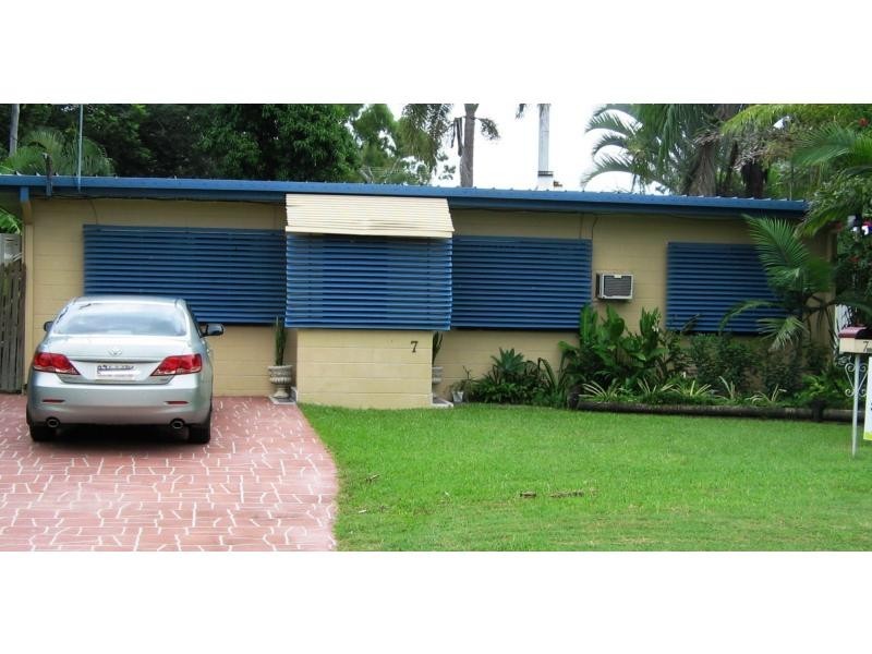 7 Barellan Street, Cranbrook QLD 4814