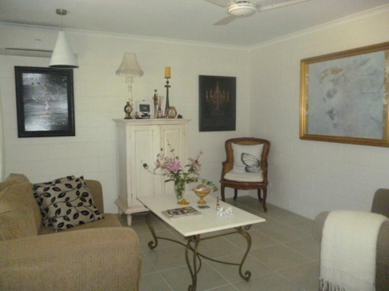 7 Barellan Street, Cranbrook QLD 4814