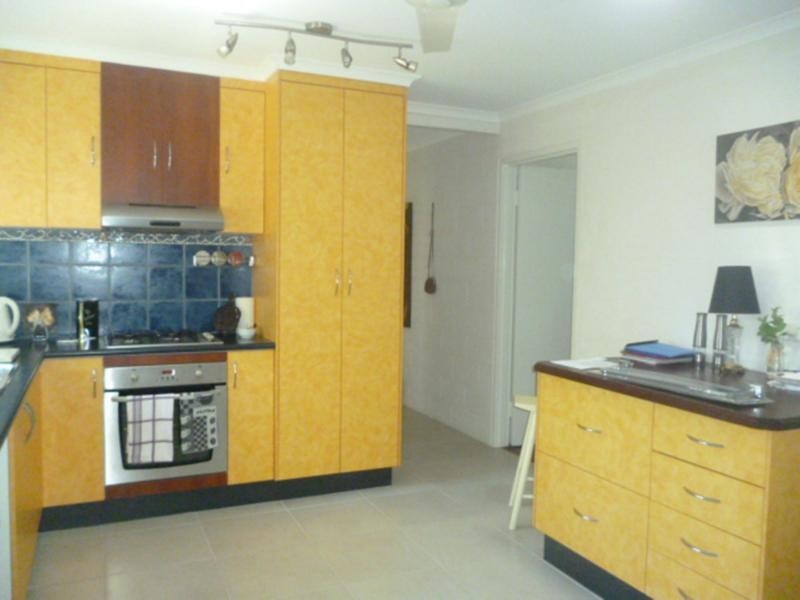 7 Barellan Street, Cranbrook QLD 4814