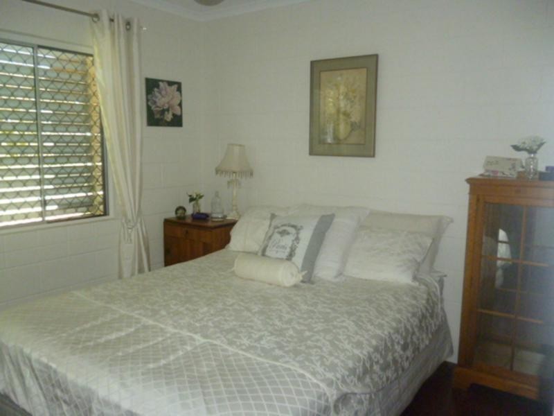 7 Barellan Street, Cranbrook QLD 4814