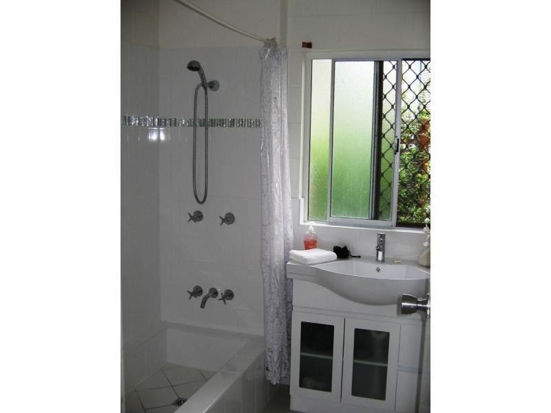 7 Barellan Street, Cranbrook QLD 4814