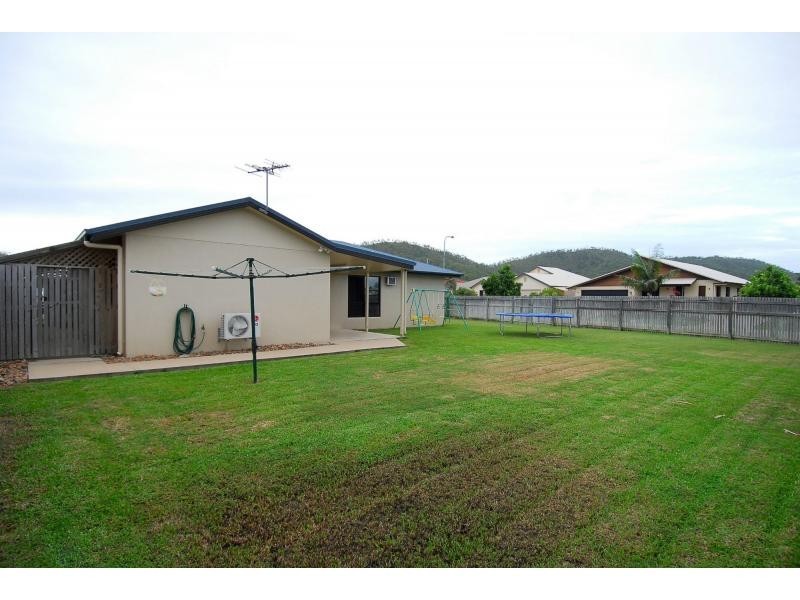 36 Bamboo Crescent, Mount Louisa QLD 4814