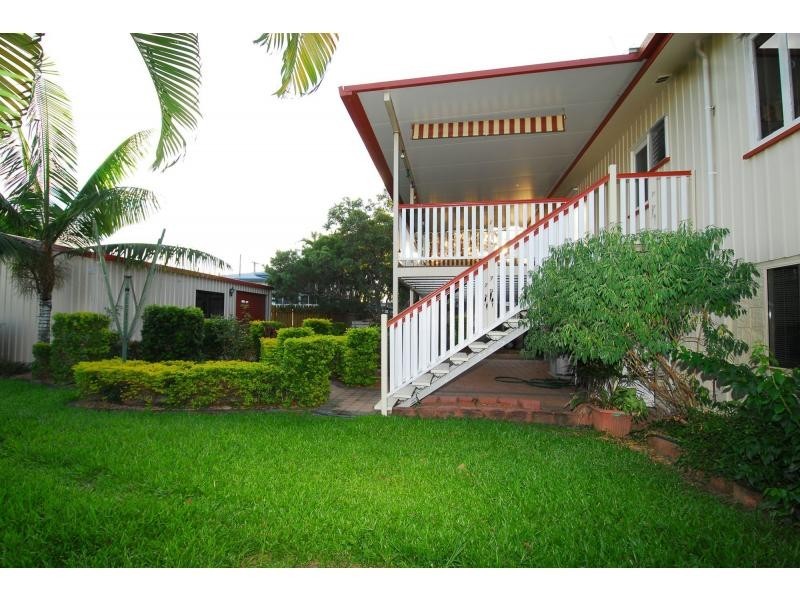 134 Charles Street, Cranbrook QLD 4814