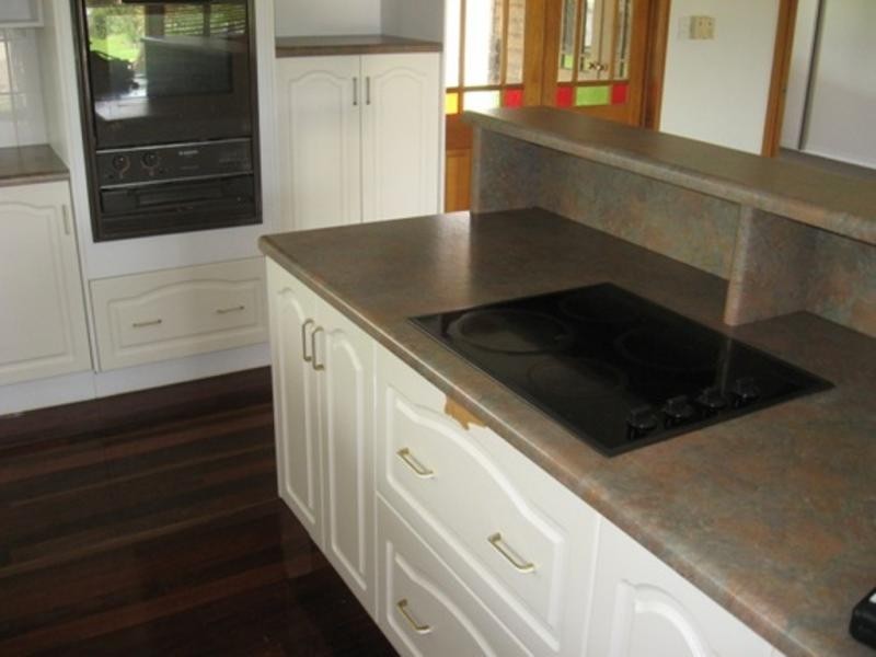 1 Mendi Drive, Bushland Beach QLD 4818